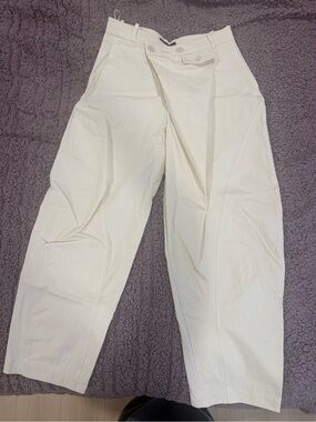 Zara (bought in Madrid) Cream Wide-Leg Trousers with Button Detail